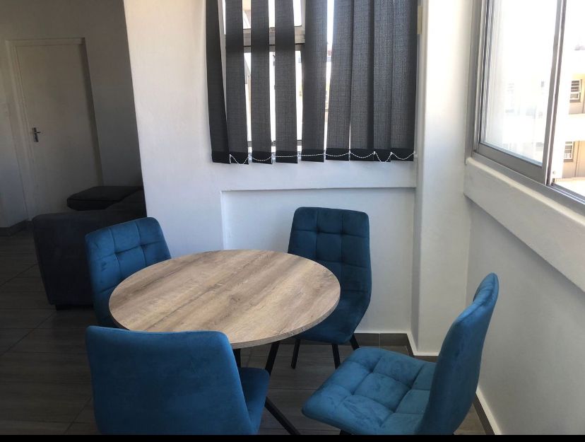 To Let 3 Bedroom Property for Rent in Zonnebloem Western Cape